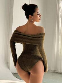 Flirla Thick Off Shoulder Turtleneck Long Sleeve Bodysuit, Autumn/Winter - Dark Green - View 2