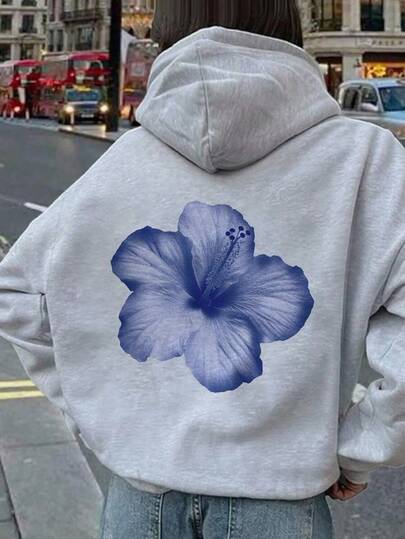 SHEIN Teen Girls' Casual Minimalist Floral Print Loose Fit Comfortable Gray Hoodie Sweatshirt, Suitable For Autumn/Winter Fall Hoodie Graphic Blue Flower Hoodie Flower Hoodie Hibiscus Hoodie Light Blue Hoodie