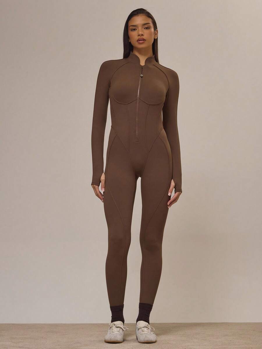 Musera Sport 修身连体裤，露背拉链设计，适合运动健身，可爱肉桂漩涡图案 - 巧克力棕 - 查看 1