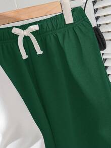 SHEIN 2pcs Tween Boy Sports Casual Contrast Color Crew Neck Sweatshirt And Sweatpants Set, Boys Sweatsuits Set, Teen Boys Casual Sets, Boy Sweatsuit Two Piece Set, Boy Teen 2pc Sets, Boys Autumn Winter Set,Ensemble Hiver,Winter Clothing,Fall Outfits,Fall Clothing,All Clothes For Kids ,Christmas Green,White Tops , Fall Tops - Dark Green - View 7