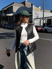 Livesso 女士宽松休闲时尚菱格纹PU皮夹克背心外套短款秋冬 - 黑色 - 查看 2