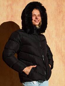 Bóhologie 女式人造毛皮连帽羽绒夹克，人字形绗缝保暖冬季外套，正面拉链和口袋细节，适合寒冷天气的休闲外套 - 黑色 - 查看 1