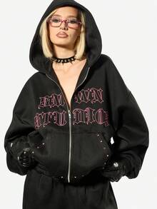 SUMWON WOMEN Sudadera con capucha con cremallera y capucha con cordón, con letras de strass en contraste, estilo gótico de Halloween - Negro - Ver 1
