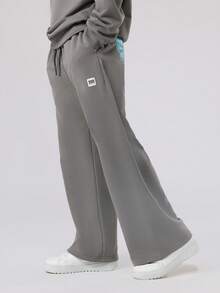 SUMWON Conjunto de chándal de estilo urbano de dos piezas con sudadera con capucha y pantalones anchos a juego para usar en invierno y otoño de manera casual - Gris - Ver 4