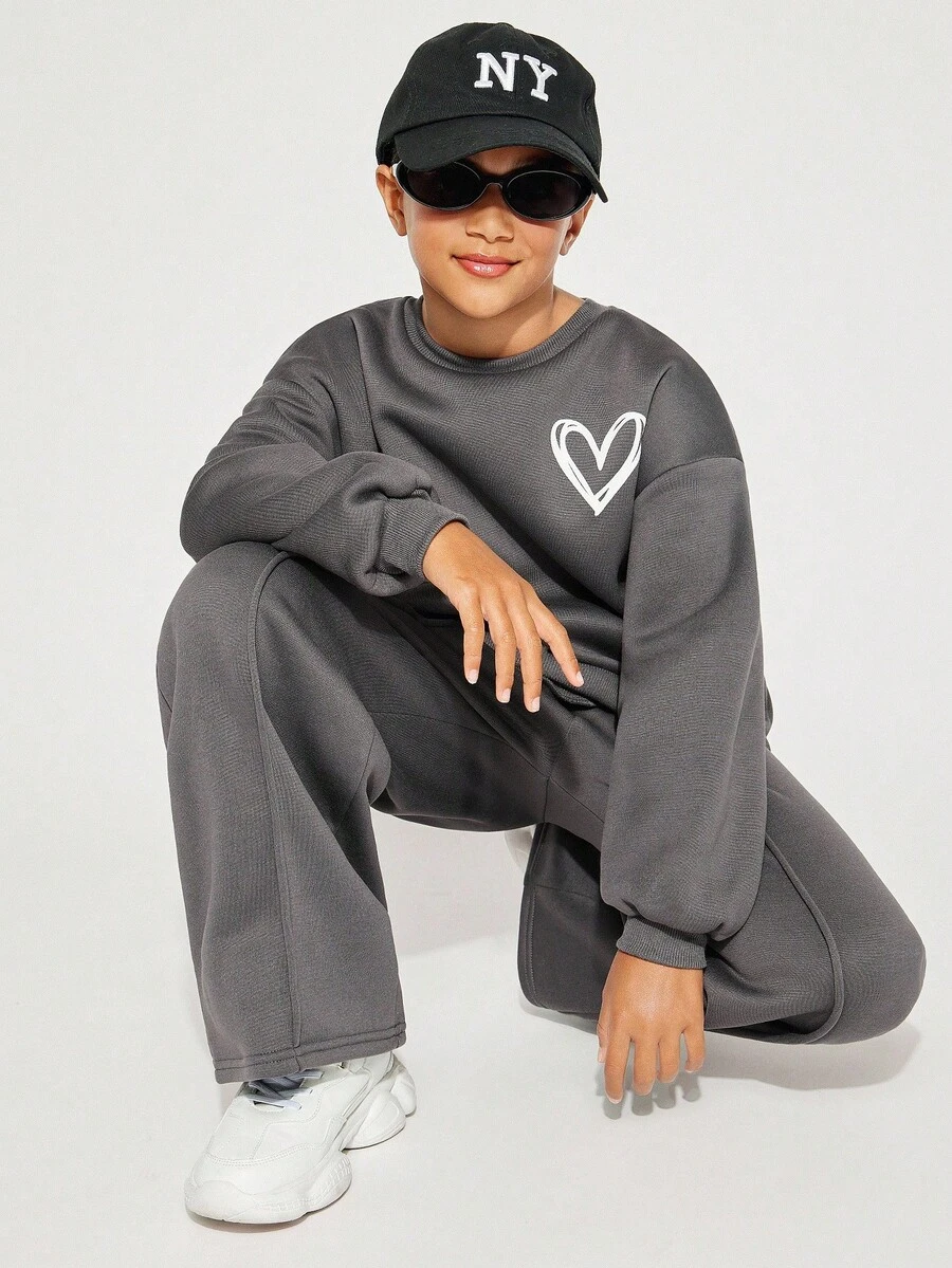 Radiana Tween Mädchens Casual Set mit Herz Muster, einfarbig, locker fallende Schulter, Langarm-Kapuzenpullover und Jogginghose mit weitem Bein - Grau - Übersicht 1