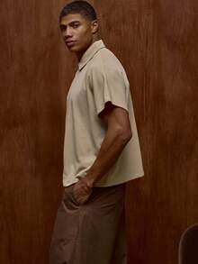 Musero 男士短袖宽松纽扣 Polo 衫，适合夏季春季假日海滩穿着 - 杏色 - 查看 3