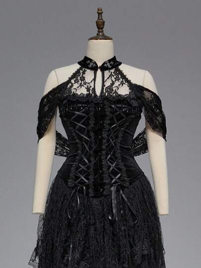 EDITION Blouse gothique style sombre pour Halloween, patchwork de dentelle de palais en velours, décolleté ras-du-cou épaules dénudées avec chaîne de perles et décoration croix pour femmes