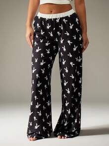 Missguided x Playboy 圣诞兔子印花露脐上衣和阔腿裤 - 彩色 - 查看 4