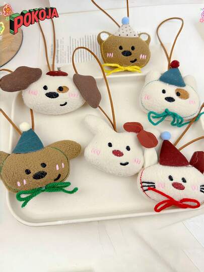 A Fashionable And Adorable Cartoon Bear Pendant, It Is A Must-Have Accessory For Travel And Is Also An Excellent Gift For Valentine's Day/Christmas/Birthday Parties.Holiday Essential,Party Favors,Keychain