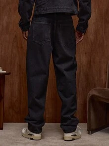 Musero Regular Fit Basic Denim Jeans Pocket Detailing Fall/Autumn Winter Capsule - Black - View 4