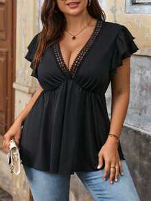 EMERY ROSE Plus Size Women's Summer Solid Color Stitching Lace Short Flutter Sleeve Top With Ruffled Hem
