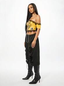 SUMWON WOMEN Áo corset buộc dây Varsity có họa tiết cánh và chi tiết viền đen - Màu vàng - Xem 7