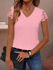 EMERY ROSE Summer Casual V-Neck T-Shirt With Water-Soluble Lace Patchwork - Pink - View 6
