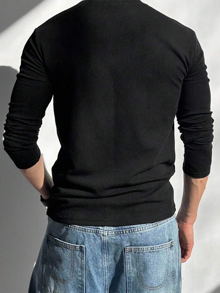 Men's Solid Gray Fitted Textured Fabric T-Shirt, Autumn