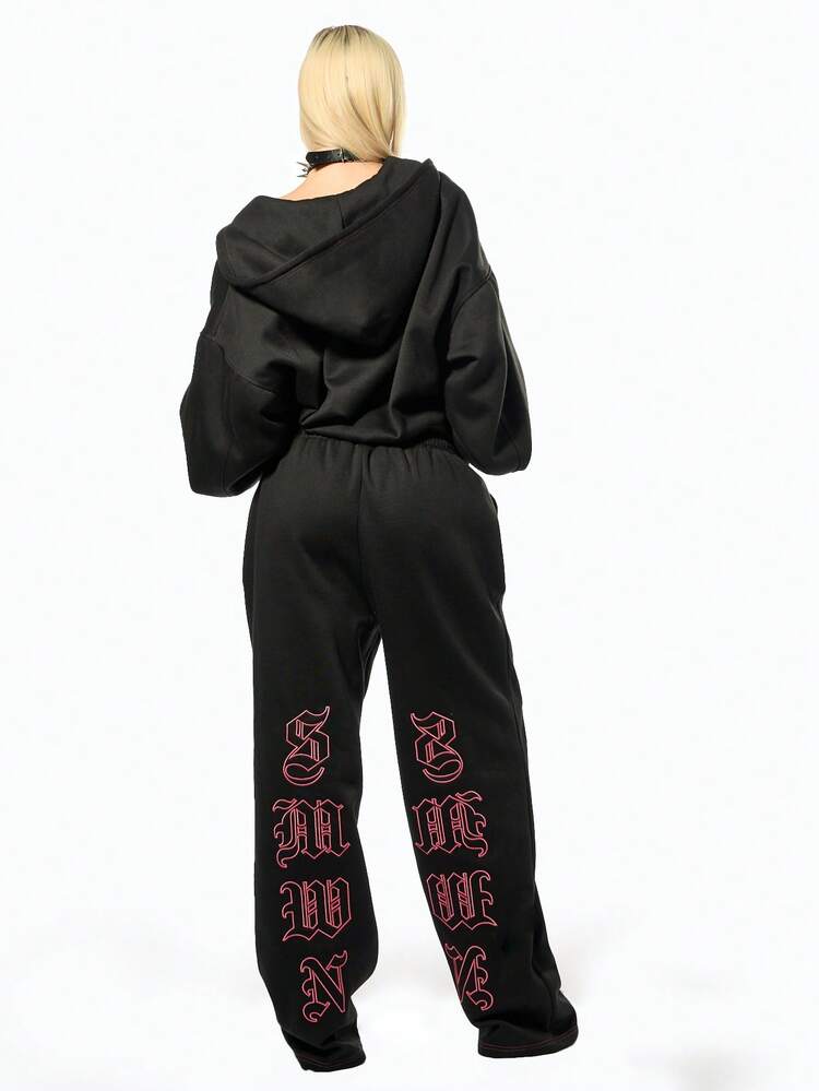 SUMWON WOMEN Halloween Gothic Letter Oversized Sweatpants With Contrast Stitch