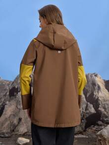 In My Nature Jaket Hujan Luar Ruangan Wanita Lengan Panjang dengan Resleting Depan dan Tudung, Warna Kontras - Coklat - View 5