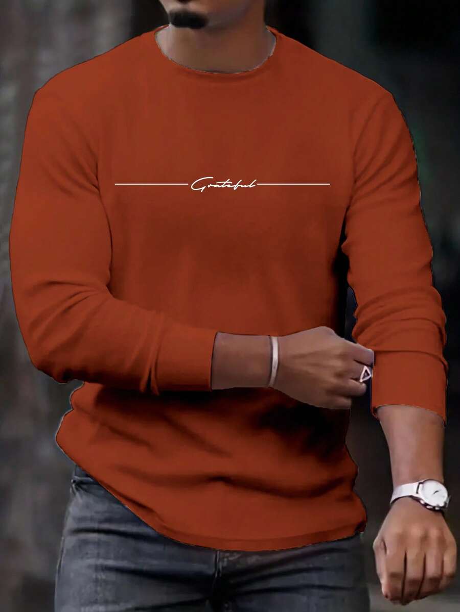 Manfinity Homme Men Burgundy Long Sleeve T-Shirt With Grateful Letter Print Round Neck Regular Fit High Low Hem Business Casual Top, Orange Long Sleeve T-Shirt, Fall - Burgundy - View 1