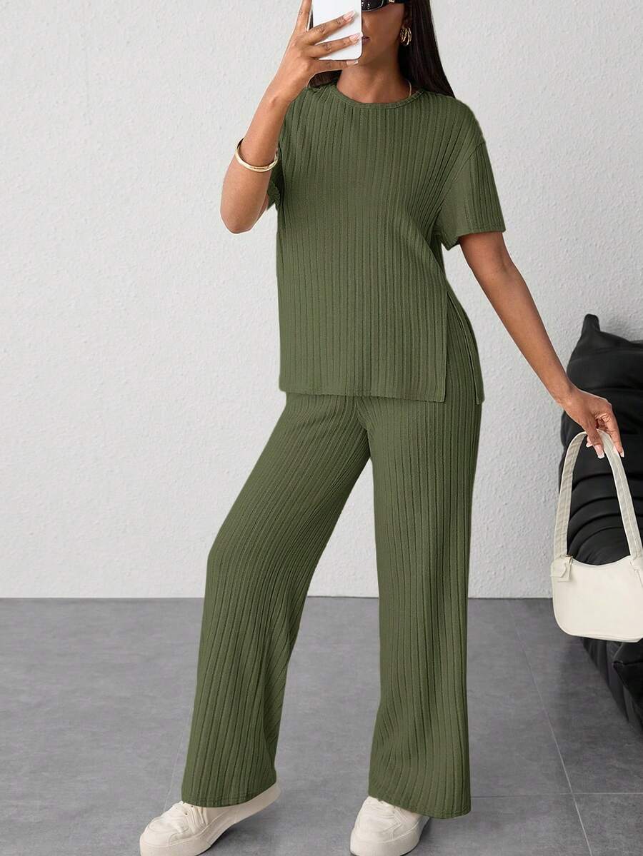 SHEIN Bộ đồ hai mảnh gồm áo tay ngắn và quần ống rộng dệt kim dành cho thiếu nữ, thoải mái cho mặc hàng ngày, thích hợp cho mùa hè/đi biển, bộ quần áo hai mảnh thường ngày, bộ đồ dệt kim gân dành cho nữ. - Màu xanh lá cây đậm - Xem 1