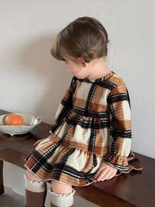 SHEIN Girls' Vintage Plaid Long Sleeve Dress, Brown White Black Color Block Ribbed Texture Ruffle Hem Princess Dress, Autumn/Winter Fall - Multicolor - View 7