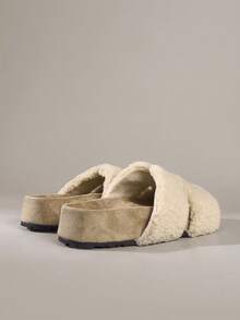 Solecia 新款时尚毛绒拖鞋，温暖一脚蹬厚底柔软舒适拖鞋 - 卡其色 - 查看 4