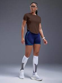 Powerista 休闲纯色短袖弧形下摆运动T恤健身房女士衬衫 - 咖啡棕 - 查看 4