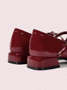 CUCCOO DOLLMOD 女士优雅复古经典方头漆皮粗跟玛丽珍鞋带平底鞋，红色 - 紅色 - 查看 9