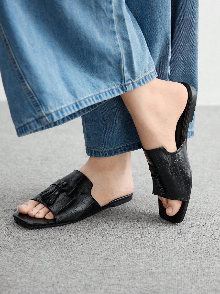 CUCCOO BIZCHIC Women's Fashion Versatile Tassel Black Flat Slide Sandals, Comfortable Lightweight Slip-On Flat Sandals