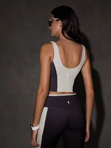 OutZeal Sujetador deportivo para mujer con absorción de humedad, secado rápido, tela suave y acolchado extraíble, para entrenamiento y gimnasio - Multicolor - Ver 11