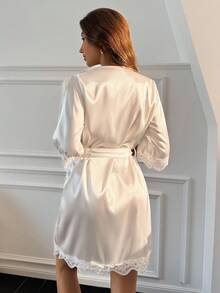 Aloruh Lady's White Lace Robe Is Sexy And Suitable For Autumn Parties. Cozy Fall The Home Robe With Lace And Belt Combination Is Comfortable And Detachable. Smooth Silk Fabric With High-Quality Lace Trim And Solid Color Robe, Winter - White - View 2