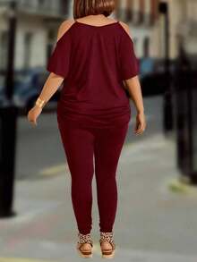 EMERY ROSE 春夏季大码纯色露肩上衣和裤子套装 - 酒紅色 - 查看 2