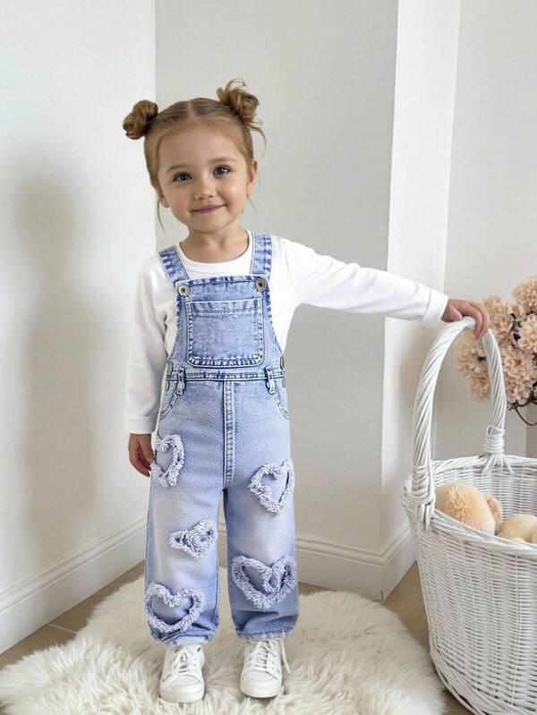 SHEIN Playful Pals Baby Girl Casual Washed Heart Denim Bib Pants
