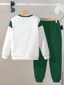 SHEIN 2pcs Tween Boy Sports Casual Contrast Color Crew Neck Sweatshirt And Sweatpants Set, Boys Sweatsuits Set, Teen Boys Casual Sets, Boy Sweatsuit Two Piece Set, Boy Teen 2pc Sets, Boys Autumn Winter Set,Ensemble Hiver,Winter Clothing,Fall Outfits,Fall Clothing,All Clothes For Kids ,Christmas Green,White Tops , Fall Tops - Dark Green - View 2