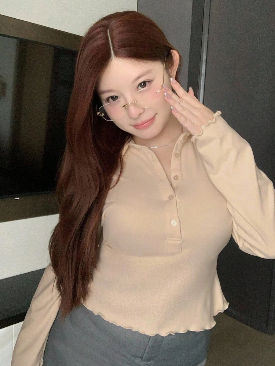 Dazy Plus Plus Size Women's Solid Color Polo Collar Half Placket Long Sleeve Fitted Crop Top T-Shirt