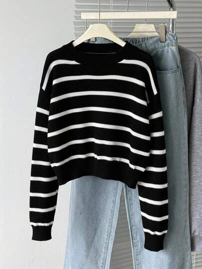 Suéter de rayas negras y blancas versátil y casual para adolescentes, top de suéter corto, blusas lindas para adolescentes, top corto de rayas negras y blancas para adolescentes, ropa estética de otoño e invierno, suéter de rayas negras y blancas