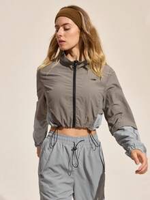 Exploreva Women Sports Jackets Wowen Y2K Zip-Up Loose Casual Jacket, Spring & Autumn, Fall Winter Jackets, Nylon Jackets, Sportswear, Daily Wear Jacket , Activewear, Sportwear, Tracksuit, Back To School, Retro Streetwear Streetstyle. Preppy, Blokecore, Reflective Jacket Sportswear Women Cropped Workout Jacket Cropped Windbreaker Cropped Zip Up Jacket - Grey - View 8