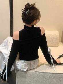 DAZY 女士天鹅绒撞色拼布蝴蝶结短款运动衫、长袖上衣、秋季服装夹克拉链