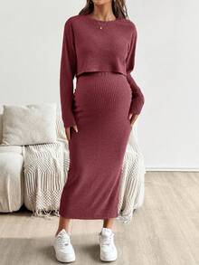 SHEIN Bộ 2 món áo thun trơn cổ tròn tay ngắn và chân váy cho bà bầu - Màu Đỏ Sâu - Xem 3