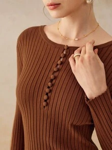 Cévolie Women's Solid Color Round Neck Long Sleeve Ribbed Button Design Casual Knitted Dress, Autumn