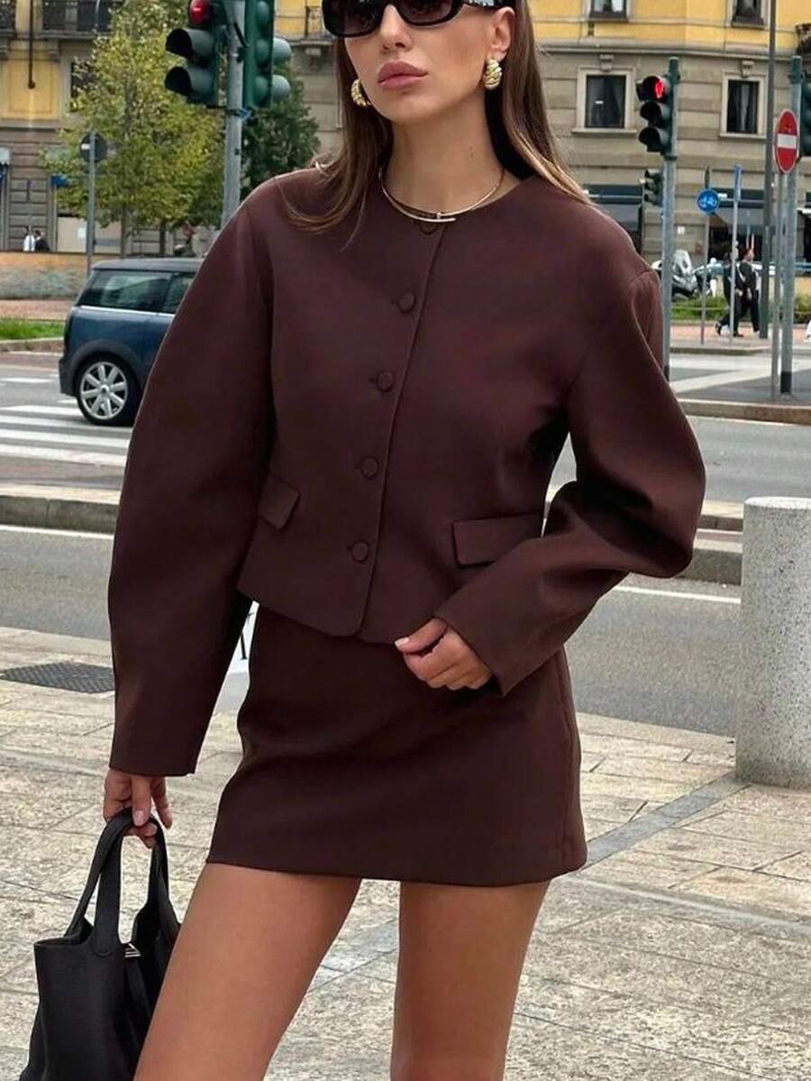Siren Gaze Ensemble 2 pièces chemise à manches longues boutonnée de couleur unie et mini-jupe, nouvelle collection automne/hiver - Tabac - Voir 1