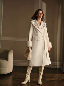 MOTF PREMIUM PALTON DIN LÂNĂ CU STRASURI ȘI PAIETE, GULER ȘAL, MANȘETE PUFOASE ȘI CU CUREA