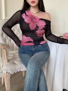 Modelyn Camiseta asimétrica con pliegues y estampado de malla en contraste de unicolor negro para mujer talla grande - Negro - Ver 4