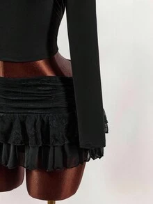 Amplova Women Solid Color Contrast Lace Crew Neck Long Sleeve Cropped Fitted T-Shirt - Black - View 6