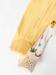 Cozy Pixies Conjunto de 2 piezas de pelele de manga larga con cuello redondo suave y estampado de animales de dibujos animados para bebé recién nacida - Amarillo - Ver 3