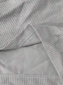 Manfinity CasualCool 男士长袖秋季撞色单排扣口袋休闲夹克，男士长袖休闲金属扣前袋灯芯绒衬衫式夹克，INS热销休闲优雅夹克，适合春秋季穿着