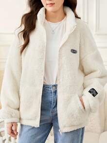 SHEIN 少女休闲家居户外保暖珊瑚绒高领拉链外套，饰有拉斯维加斯英文贴片，宽松落肩长袖带口袋，杏色，适合秋冬季穿着 - 杏色 - 查看 7