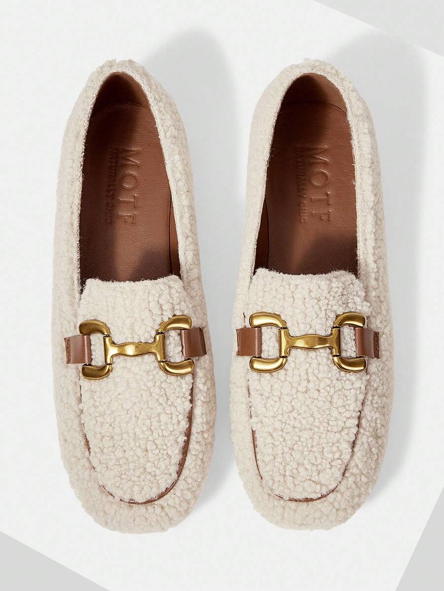 MOTF METAL DECOR FUZZY FLATS FOR CHRISTMAS - Apricot - View 1