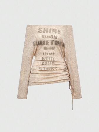 EDITION Kreuz- und Buchstabe Muster Off-Shoulder Langarm T-Shirt für Frauen, romantischer Punk-Stil