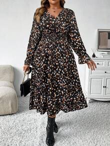 SHEIN Clasi Váy dài thắt eo họa tiết hoa nhỏ cổ chữ V thời trang thu đông dành cho nữ cỡ lớn, trang phục maxi ôm sát tôn dáng - Nhiều màu - Xem 4