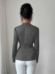 GlowEve 女式优雅缺口领收腰黑色西装外套 - 灰色 - 查看 2