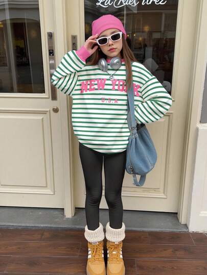 SHEIN Leap Crew Áo sweatshirt tay dài cổ tròn dáng rộng thoải mái, họa tiết sọc Dopamine, phong cách tối giản thường ngày, in chữ "NEW YORK", thích hợp cho mùa thu/đông, dễ mặc, nhiều lớp, thời trang, trang phục thường ngày, áo sweatshirt in hình, đi học, lễ hội.